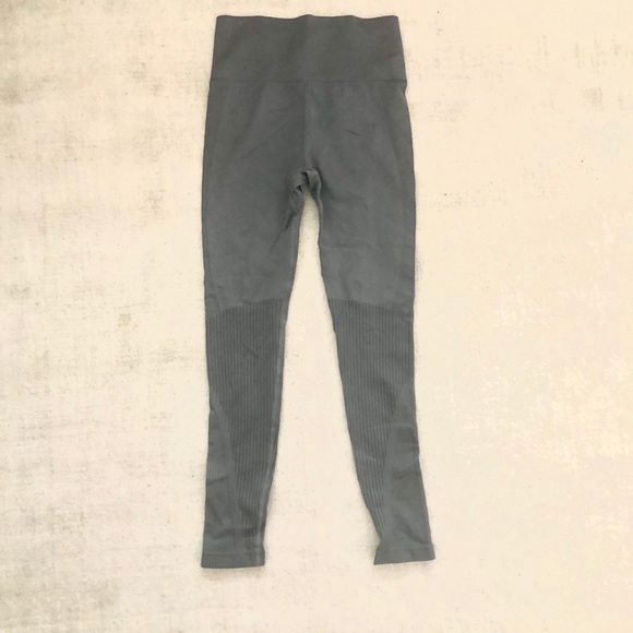 CUTE GRAY STRETCHY LEGINNGS - Picture 5 of 5